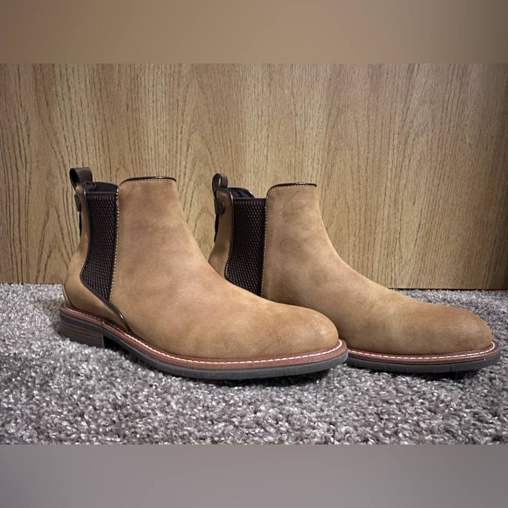 Kenneth Cole Reaction Chelsea Boots